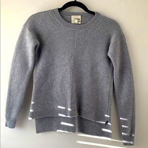 Comfy grey aritiza sweater